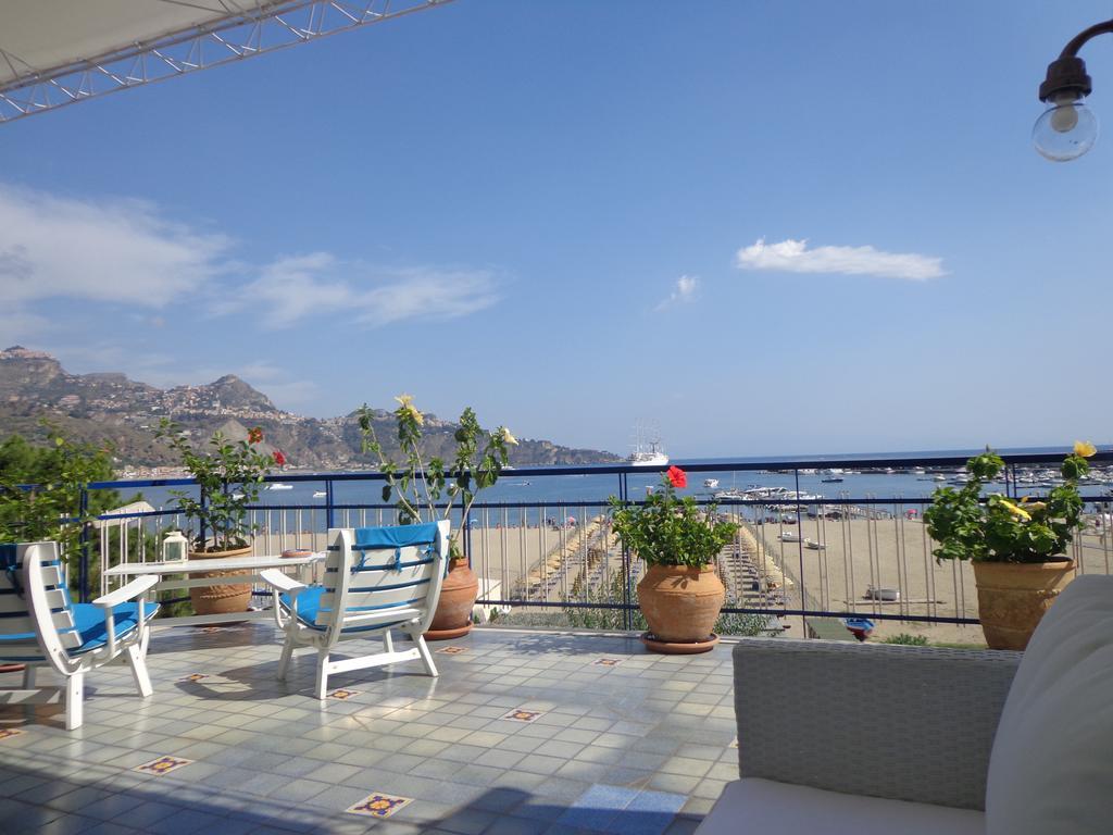 Casa D'A..Mare Apartment Giardini Naxos Exterior photo